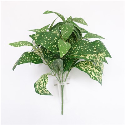 Dedaunan Buatan Kain