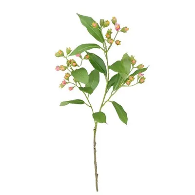 Buah Beri Buatan Tampak Asli